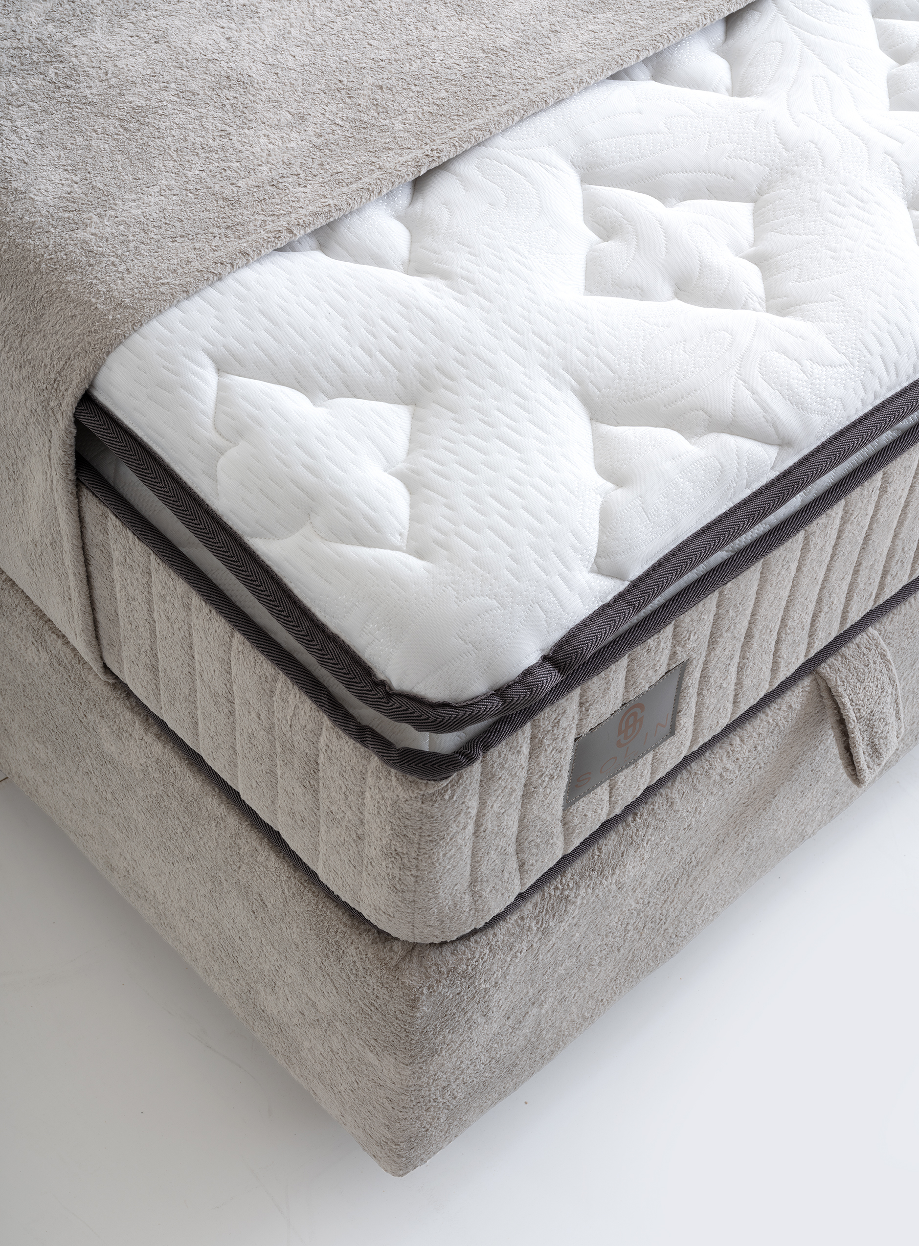 Bogota Boxspring 12