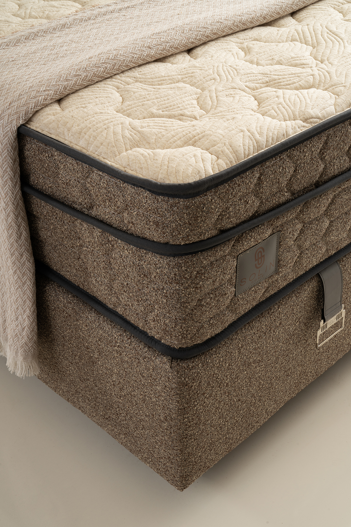 Cotton Boxspring 14