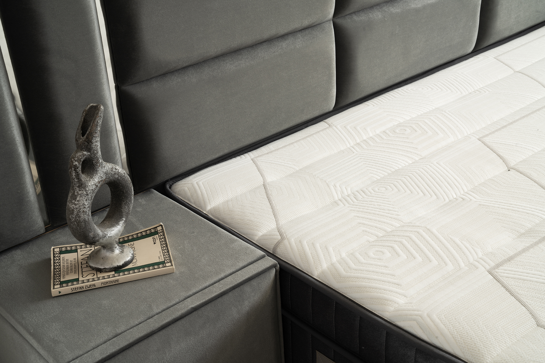 Luxury Boxspring - Zilver 2