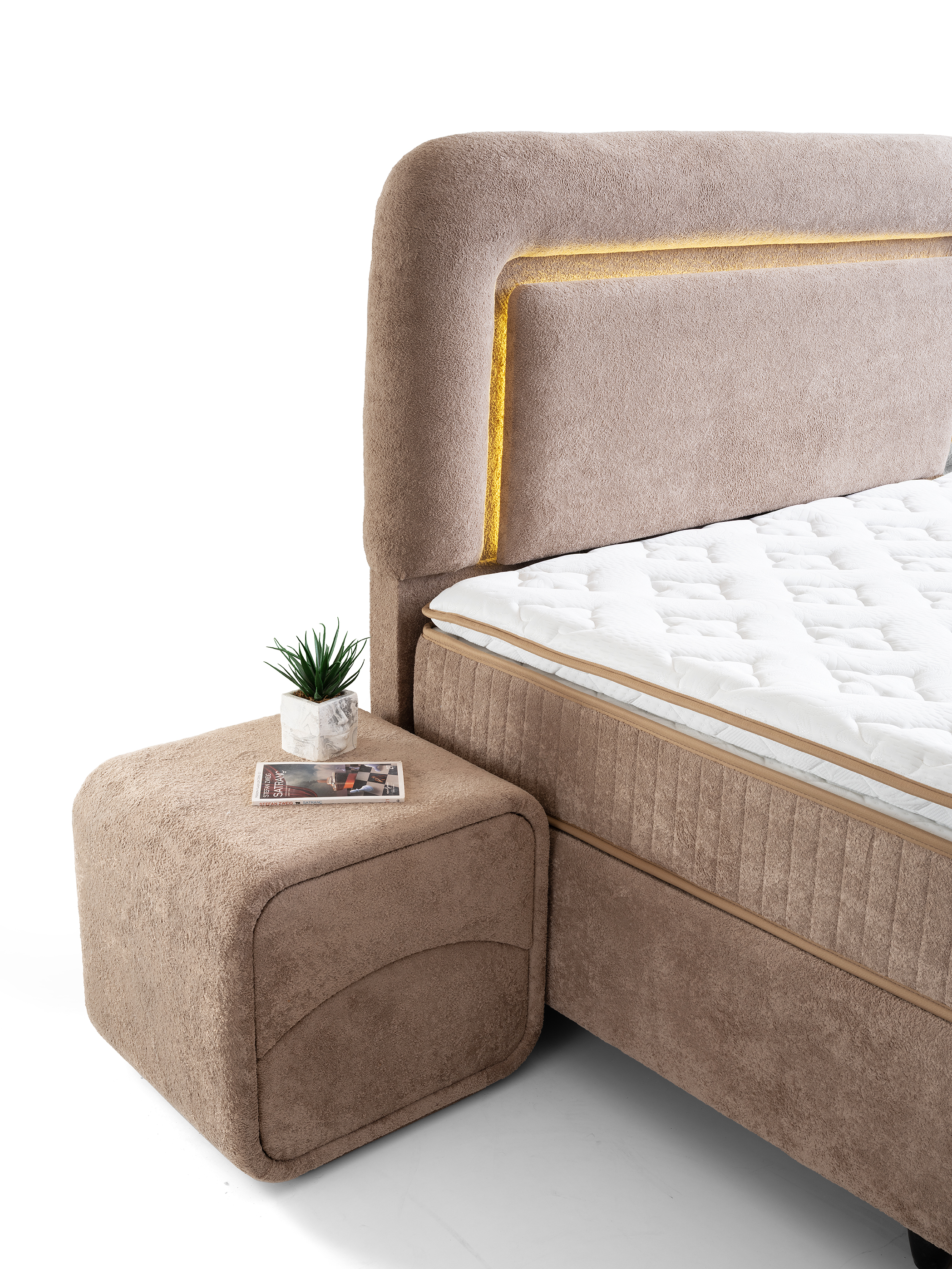 Montego Boxspring 12