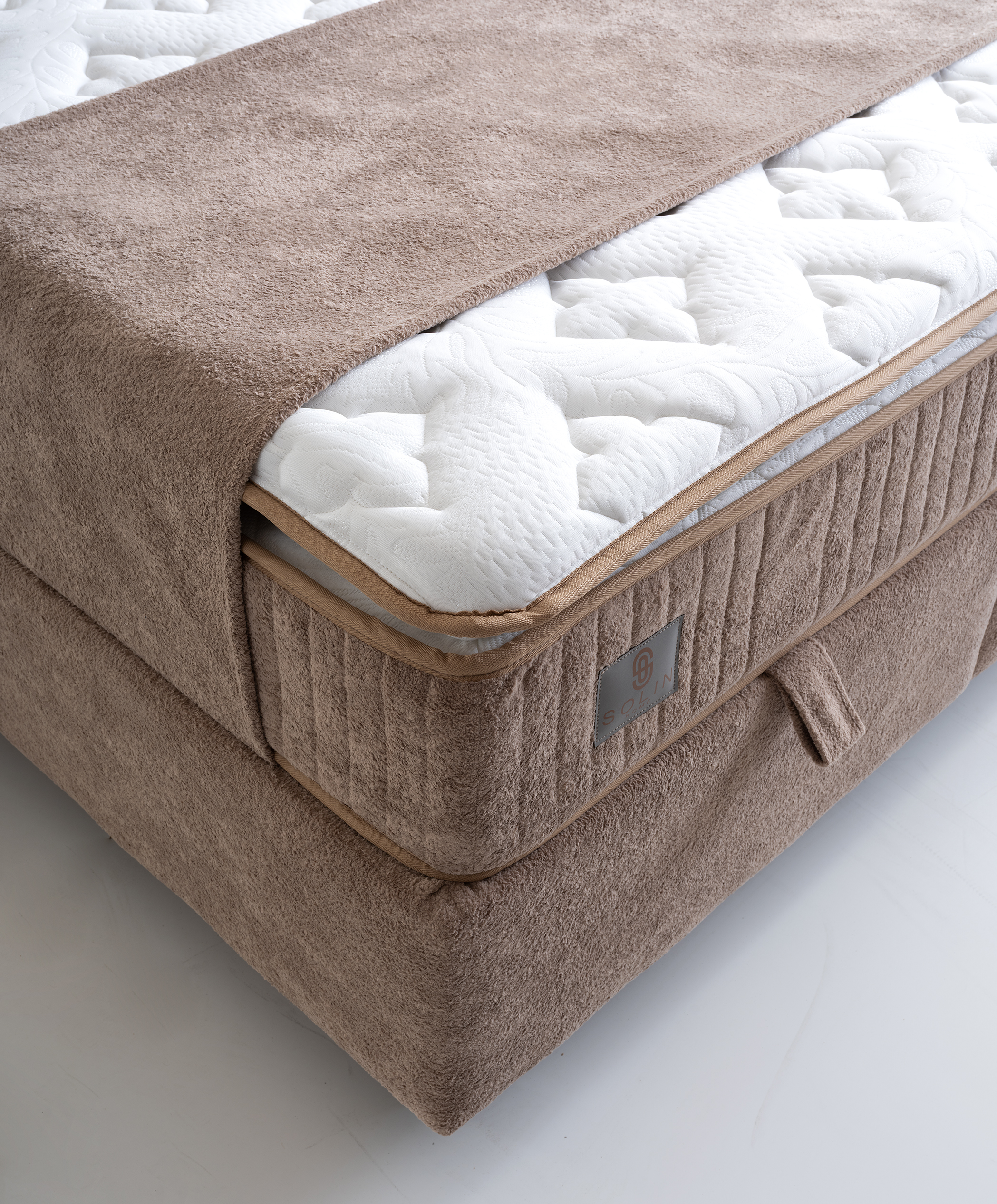 Montego Boxspring 16