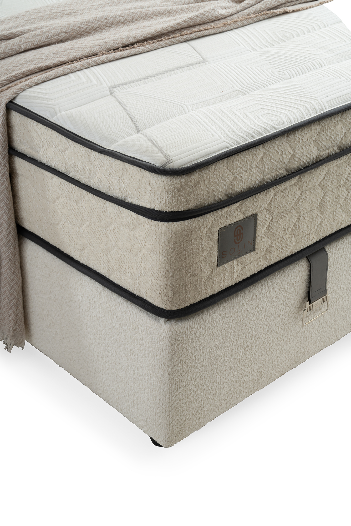 Zena Boxspring 11